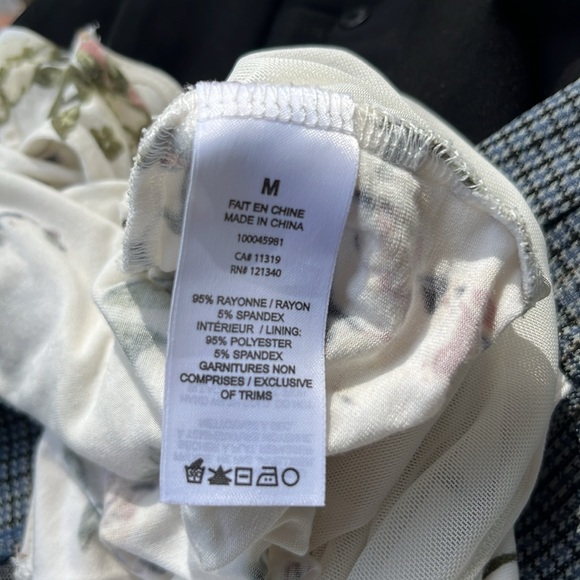 Dynamite flowery crop top - Picture 4 of 4